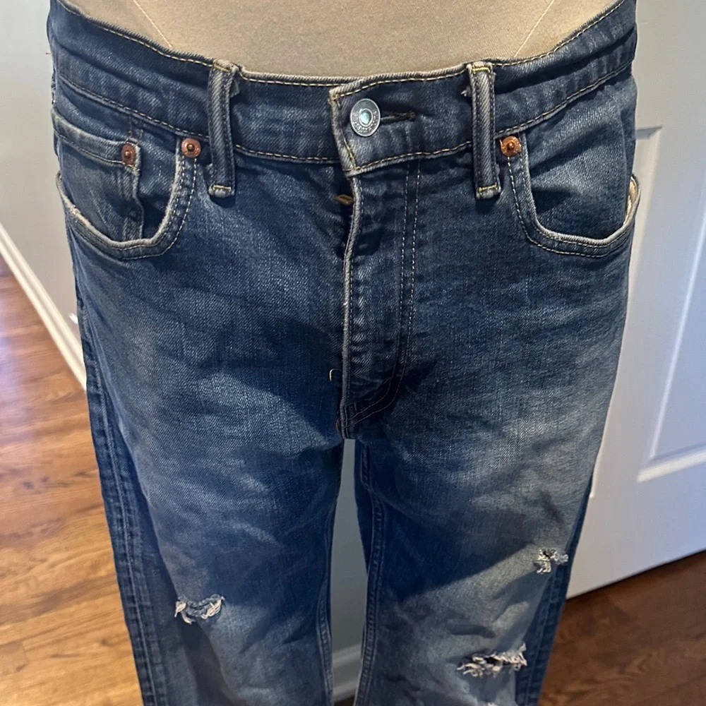Vintage Levi’s Distressed Blue Jeans Denim Style 502 Sz 34x34 - Picture 2 of 10